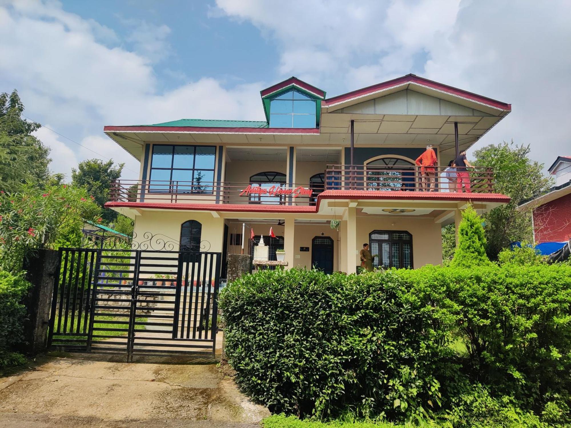Aditya Homestay Bir-Billing Surrounded By Mountains Экстерьер фото