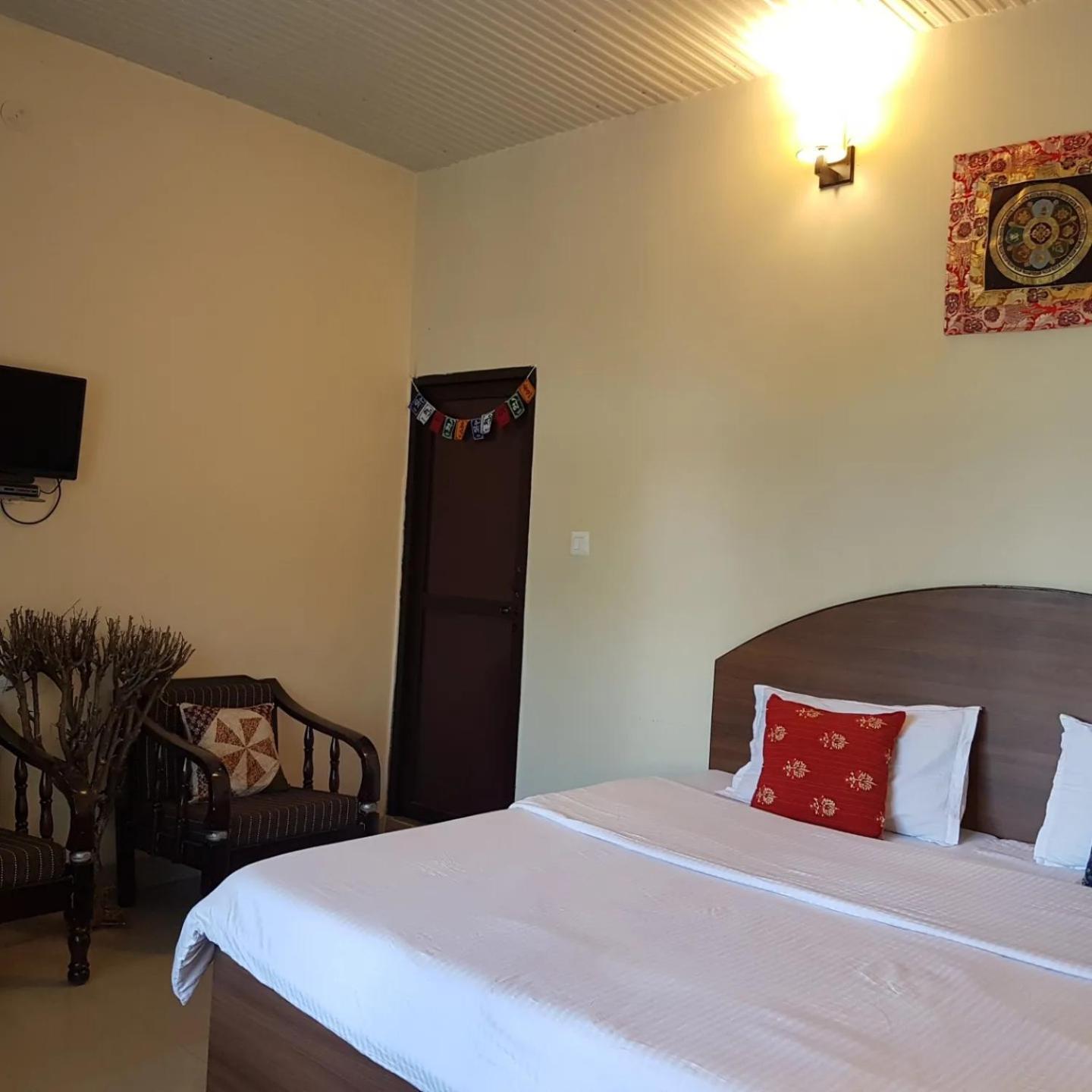 Aditya Homestay Bir-Billing Surrounded By Mountains Экстерьер фото