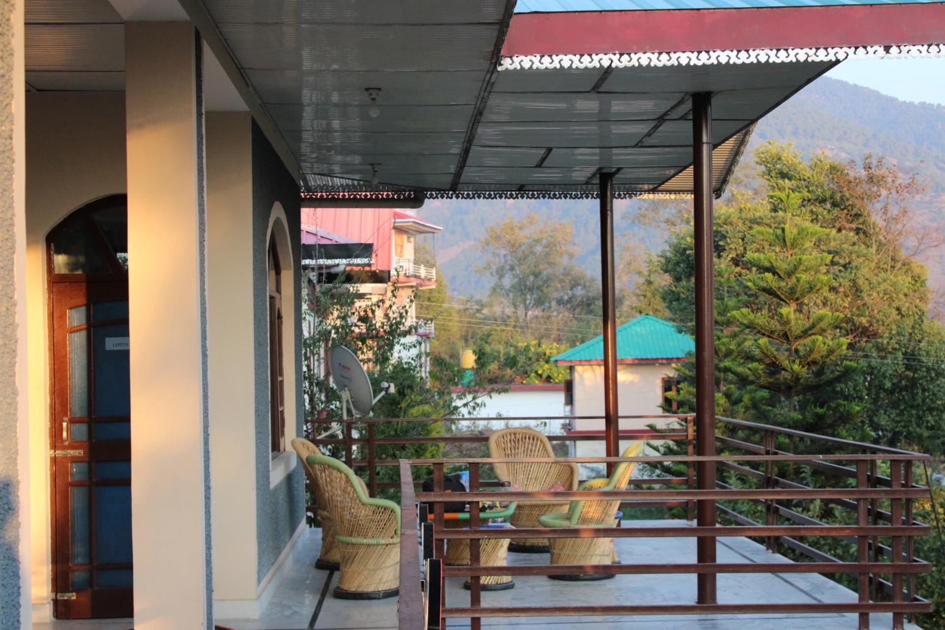 Aditya Homestay Bir-Billing Surrounded By Mountains Экстерьер фото