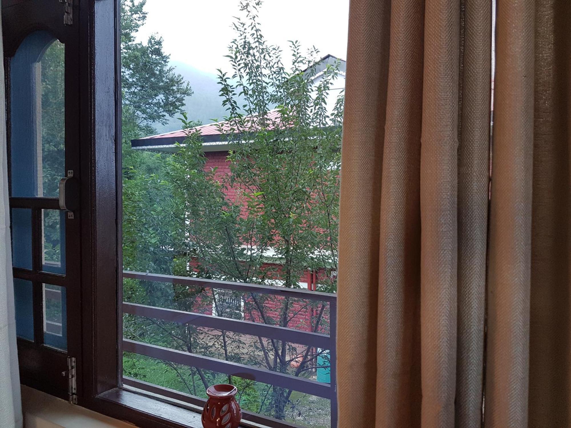 Aditya Homestay Bir-Billing Surrounded By Mountains Экстерьер фото